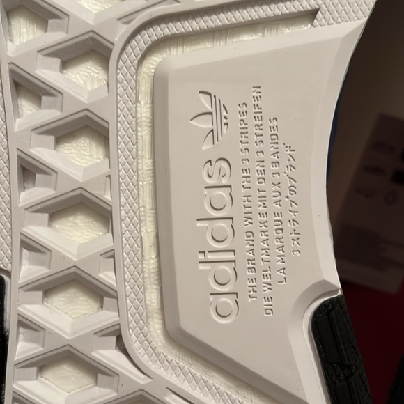 NWT ADIDAS Men’s NMD V3 TEAM ROYAL BLUE / CRYSTAL WHITE - CORE BLACK size 10 - Picture 9 of 16